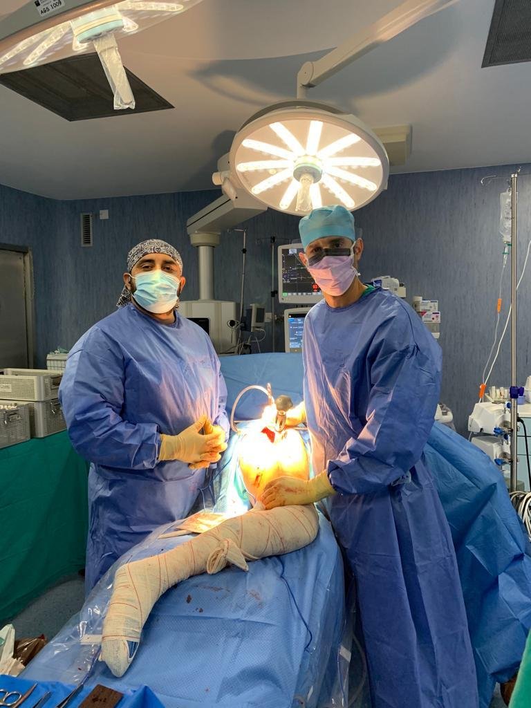 Dr. Carlos M. Luna Cano - Galería